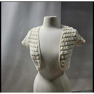 Women’s Cropped‎ Cardigan Bolero Shrug Cream Size Small NWT Textured Knit